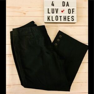 Ann Taylor Black Cropped pants Sz 6